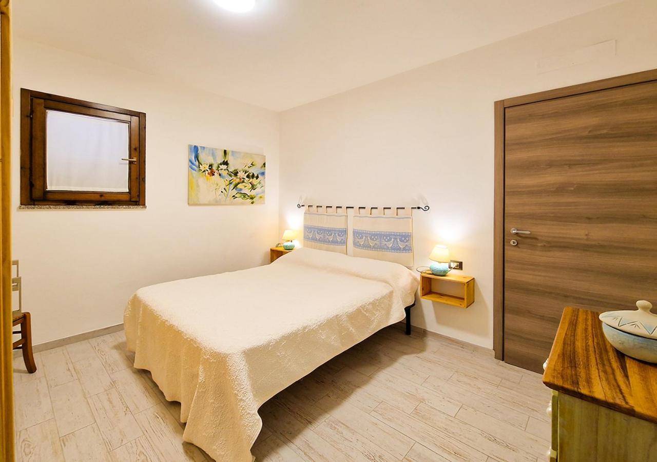 Residenza Quarto 02 - La Maddalena Apartment La Maddalena  Ngoại thất bức ảnh