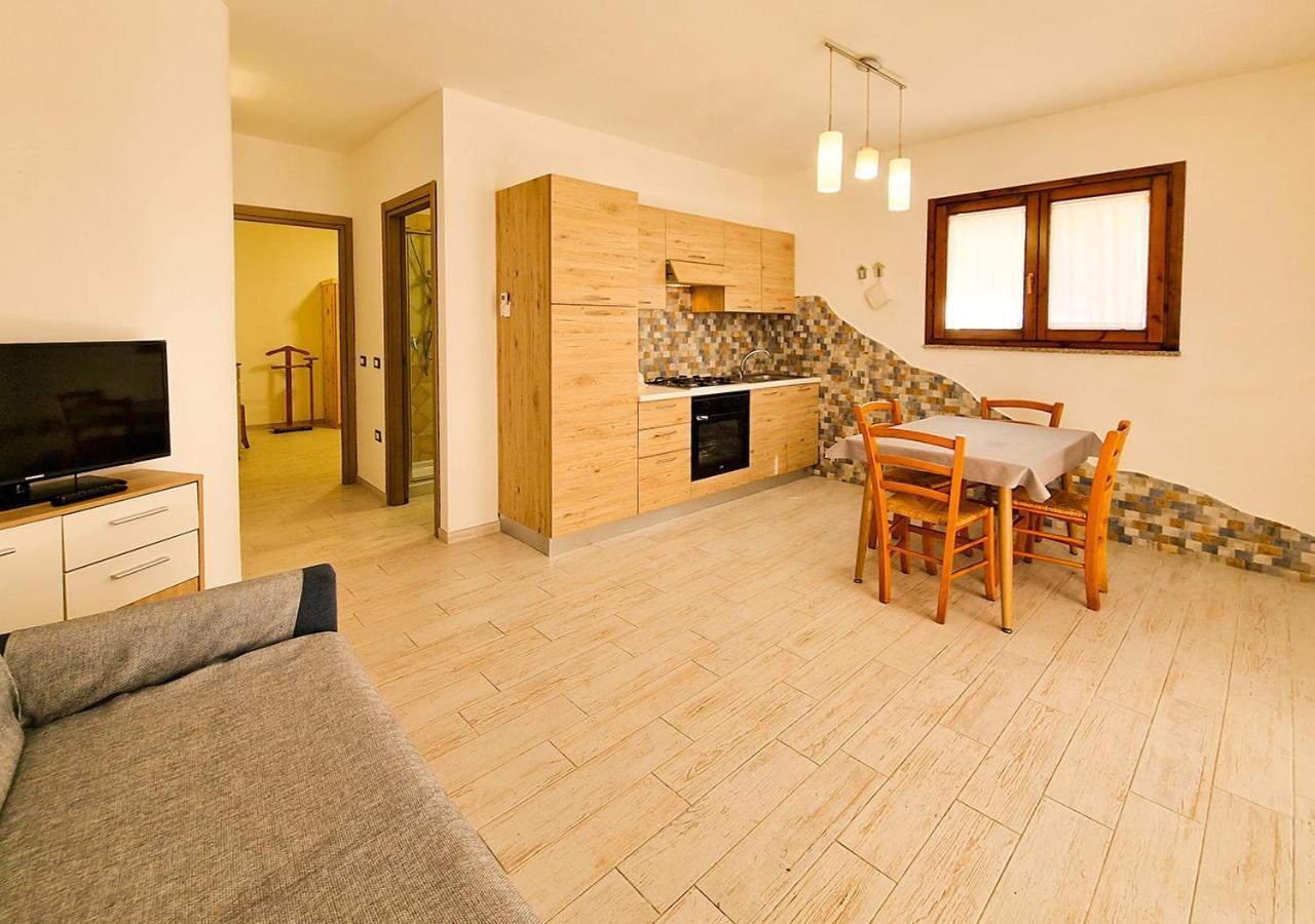 Residenza Quarto 02 - La Maddalena Apartment La Maddalena  Ngoại thất bức ảnh